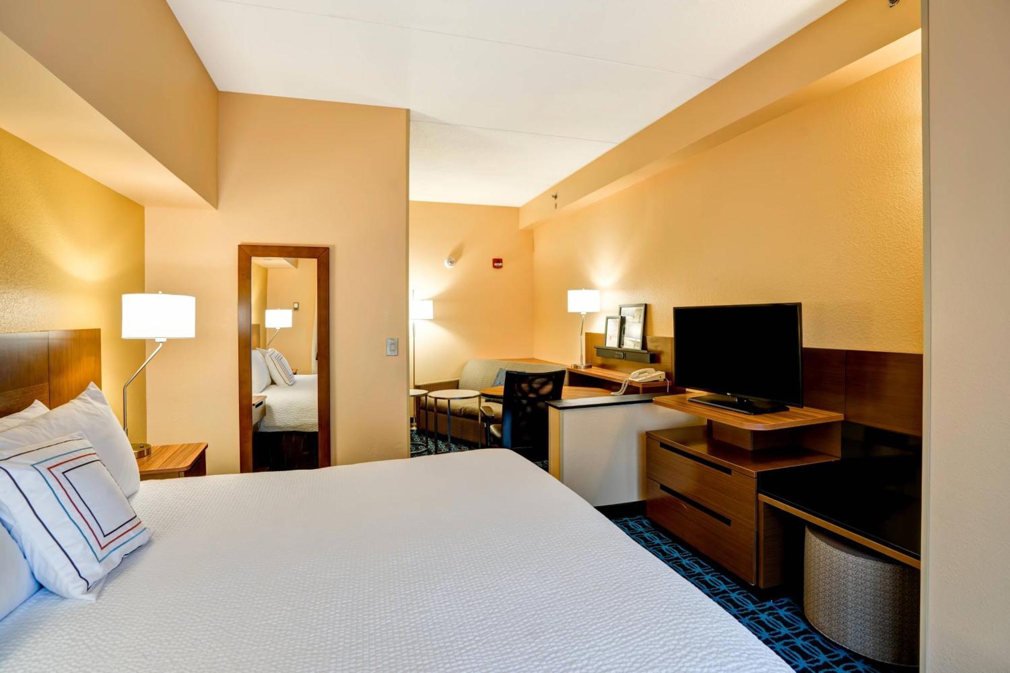 Fairfield Inn & Suites Christiansburg Exterior photo